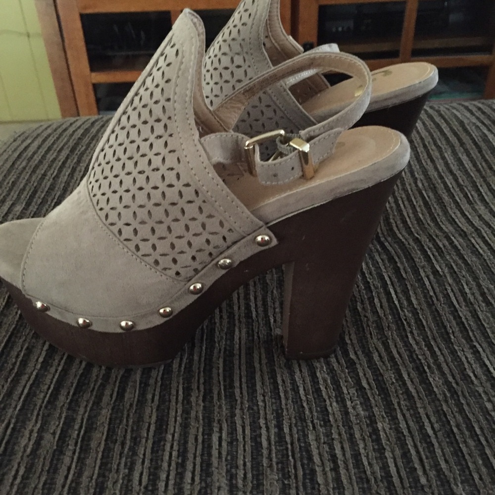Shoes - image 1